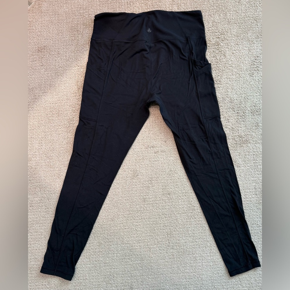 Prana Black Leggings with Pockets size L - Picture 2 of 3